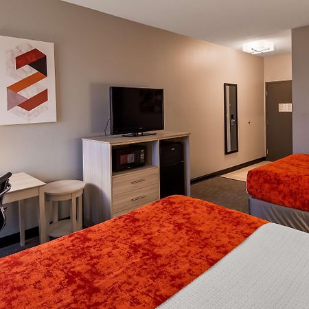 Best Western Plus New Cumberland Eksteriør billede