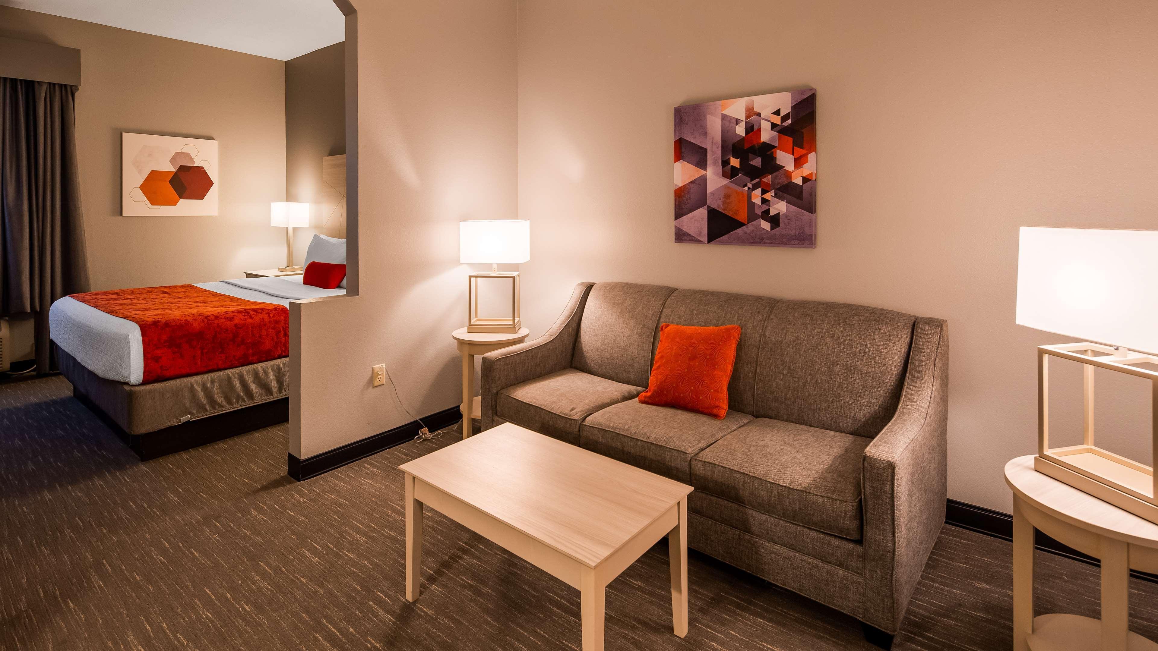 Best Western Plus New Cumberland Eksteriør billede