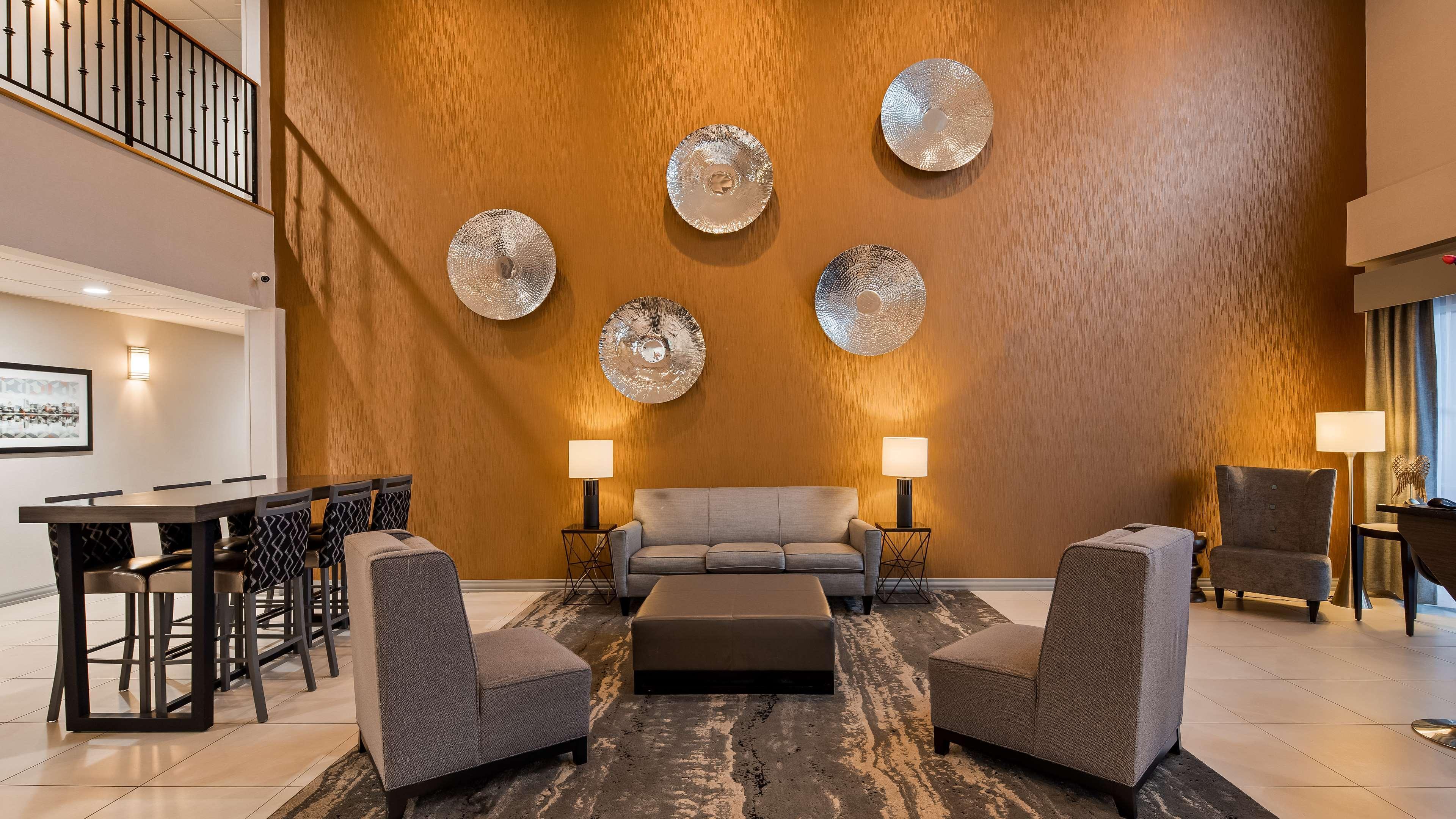 Best Western Plus New Cumberland Eksteriør billede
