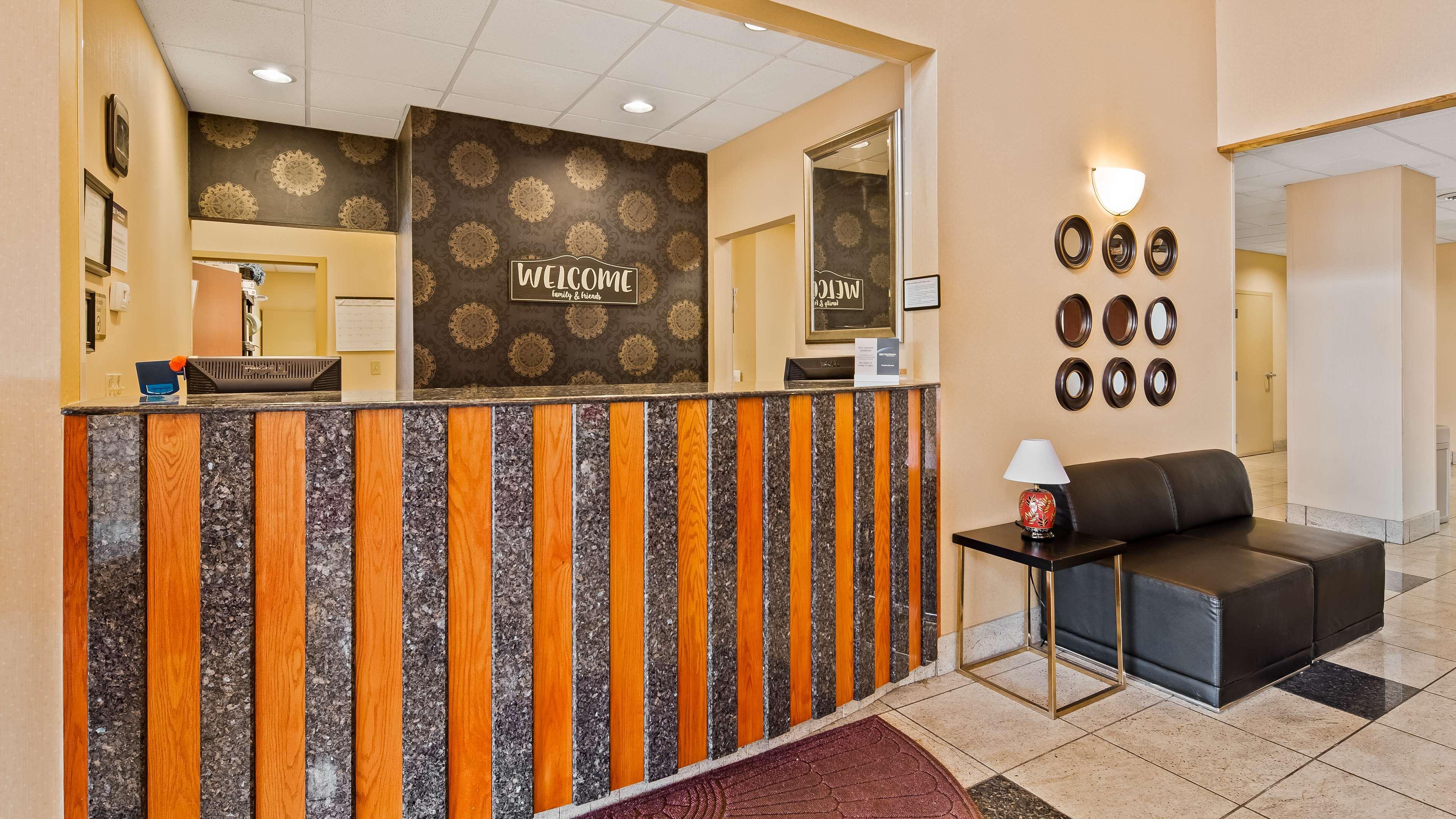 Best Western Plus New Cumberland Eksteriør billede
