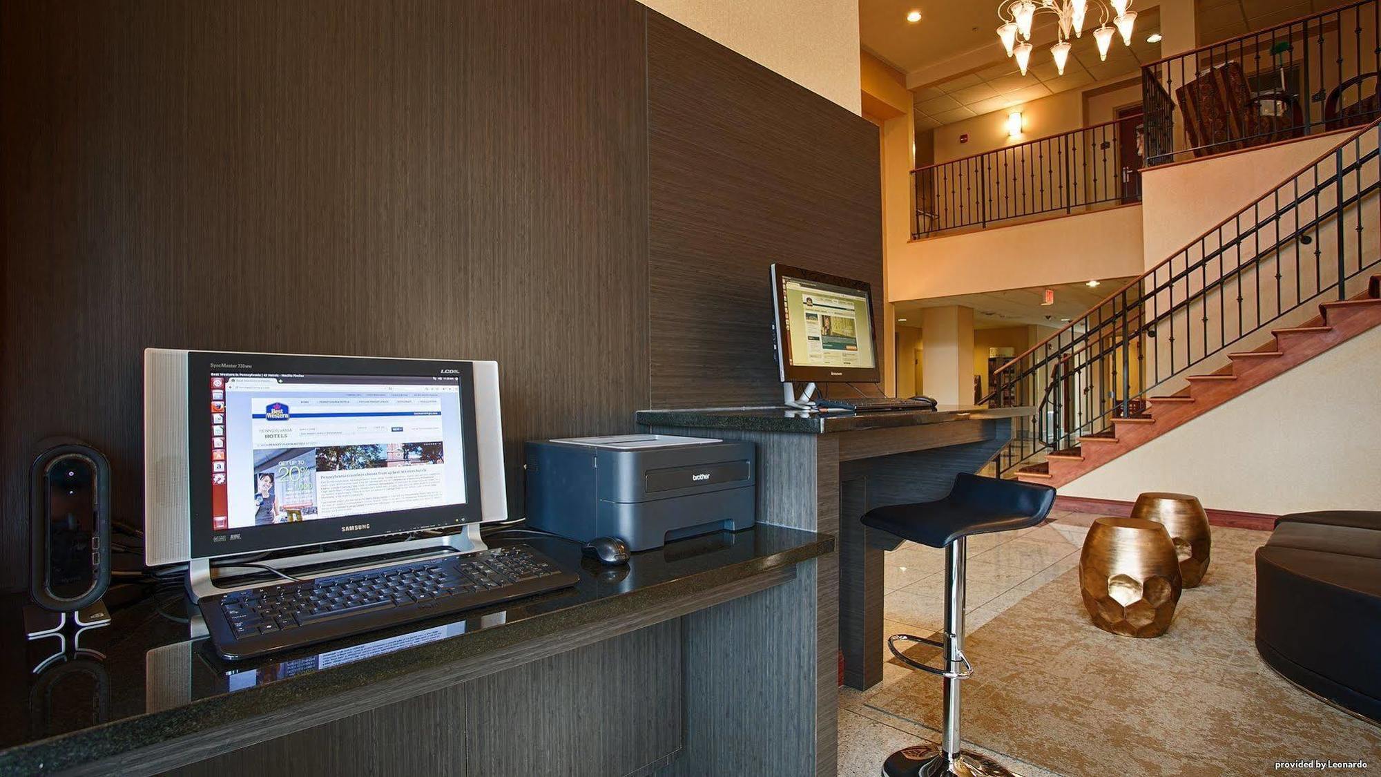 Best Western Plus New Cumberland Eksteriør billede