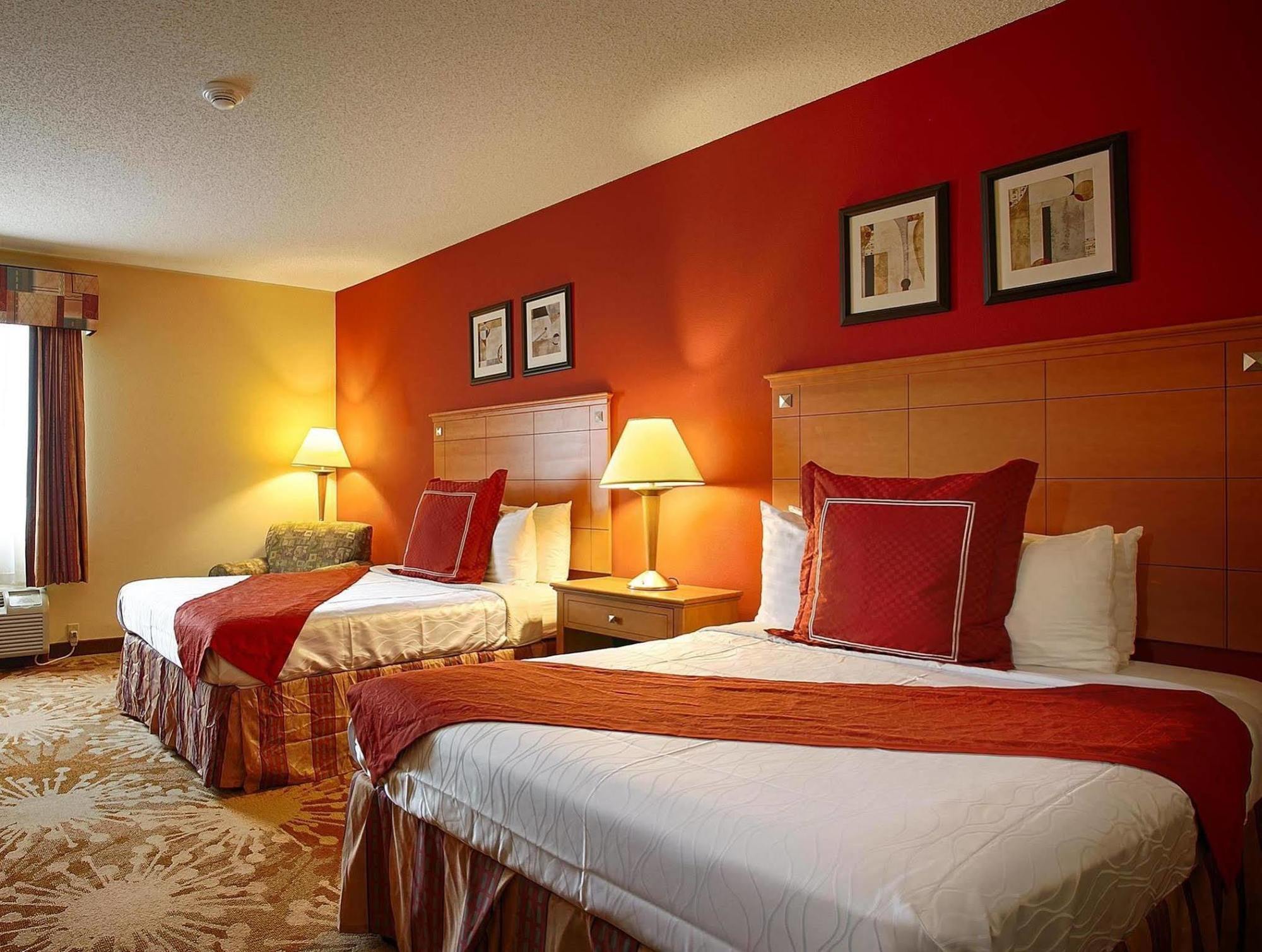 Best Western Plus New Cumberland Eksteriør billede
